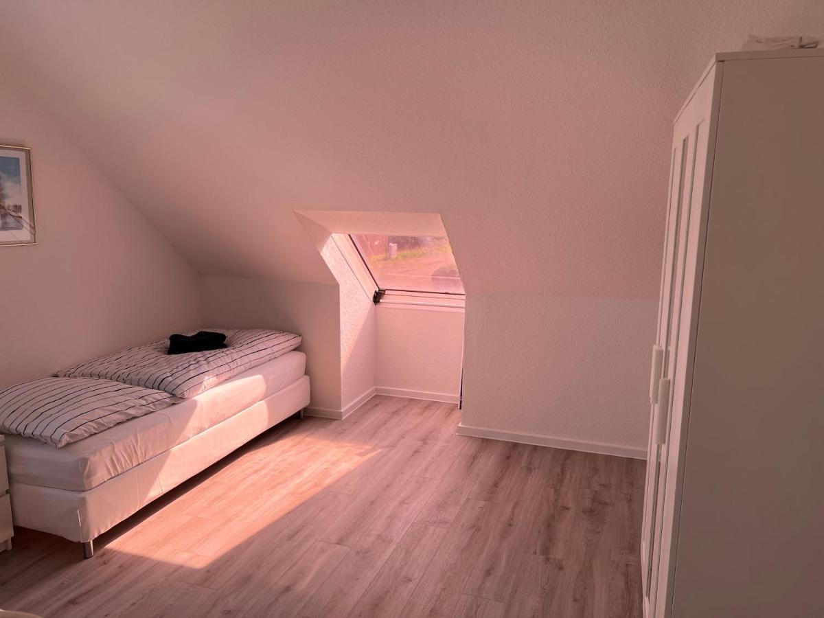 Grosszuegige 3 Zkb Mit 80M² Apartman Wilhelmshaven Kültér fotó