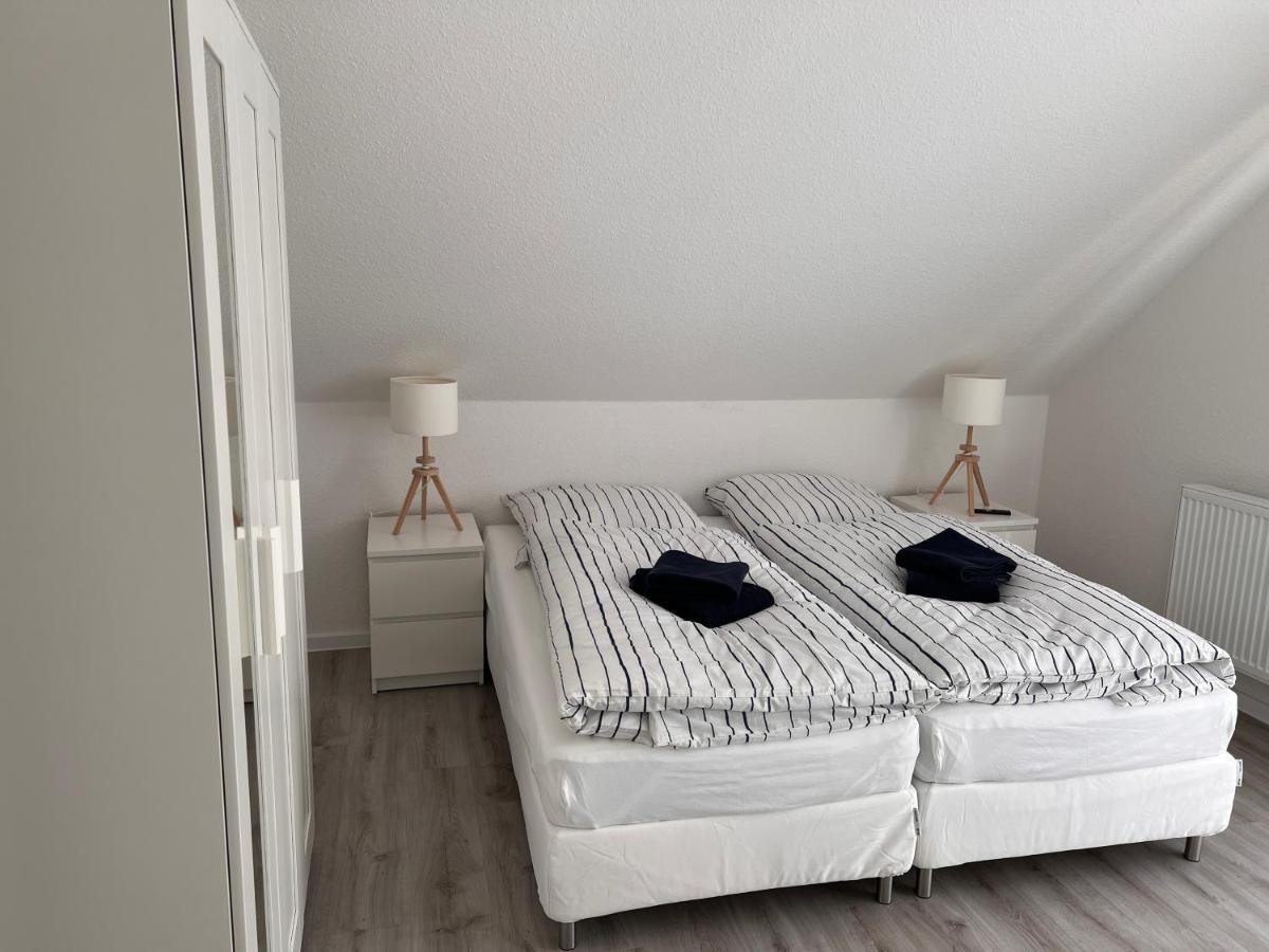 Grosszuegige 3 Zkb Mit 80M² Apartman Wilhelmshaven Kültér fotó